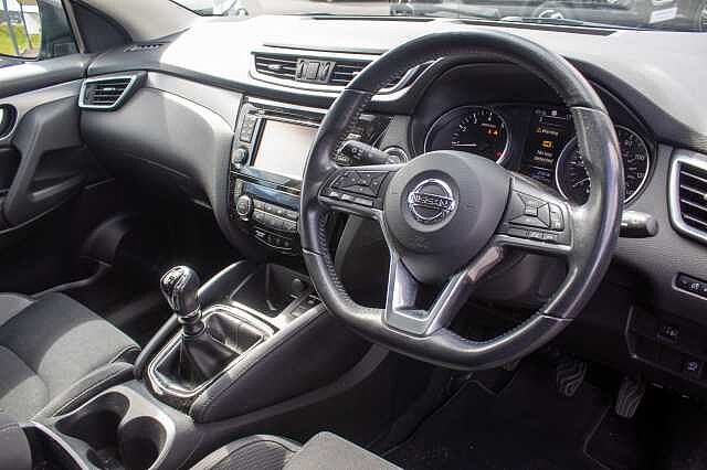 Nissan Qashqai 1.2 DIG-T N-Connecta