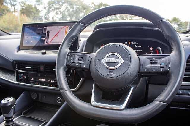 Nissan Qashqai 1.3 DiG-T MH Tekna 5dr