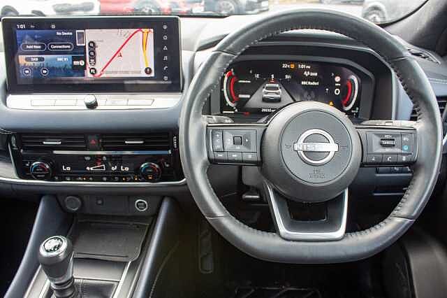 Nissan Qashqai 1.3 DiG-T MH Tekna 5dr