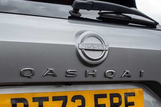 Nissan Qashqai 1.3 DiG-T MH Tekna 5dr