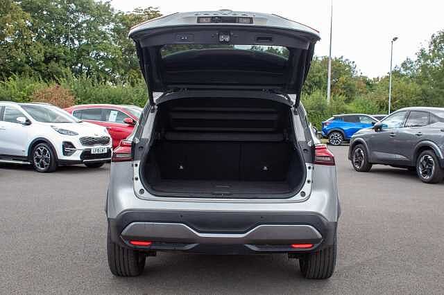 Nissan Qashqai 1.3 DiG-T MH Tekna 5dr