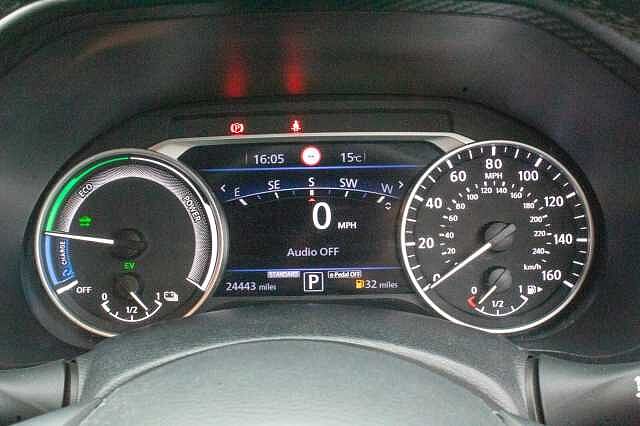 Nissan Juke 1.6 Hybrid Premiere Edition 5dr Auto