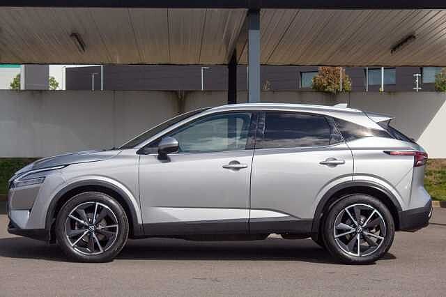 Nissan Qashqai 1.3 DiG-T MH Tekna 5dr