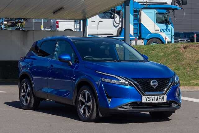 Nissan Qashqai 1.3 DiG-T MH Premiere Edition 5dr