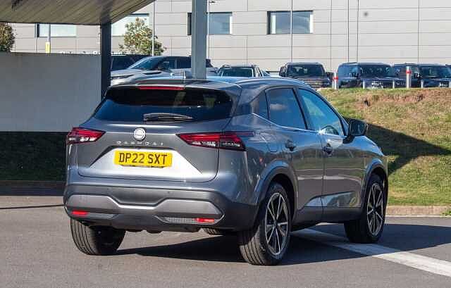 Nissan Qashqai 1.3 DiG-T MH Tekna 5dr