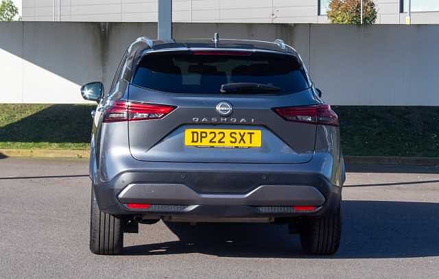 Nissan Qashqai 1.3 DiG-T MH Tekna 5dr