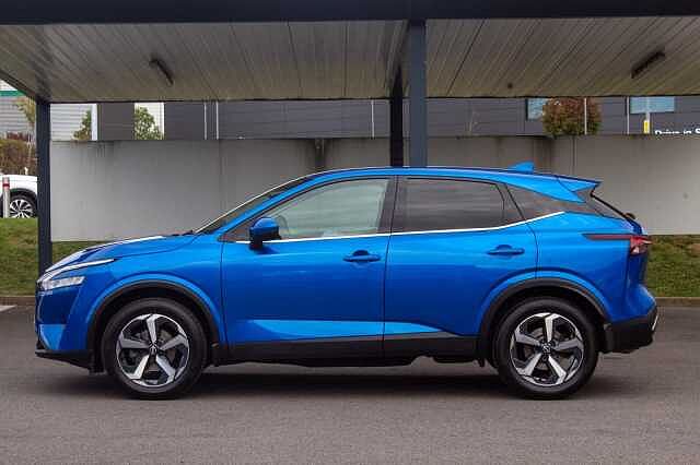 Nissan Qashqai 1.3 DiG-T MH N-Connecta 5dr