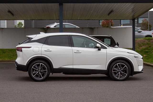Nissan Qashqai 1.3 DiG-T MH Tekna 5dr