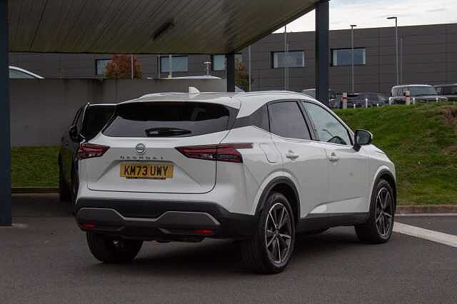 Nissan Qashqai 1.3 DiG-T MH Tekna 5dr