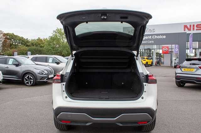 Nissan Qashqai 1.3 DiG-T MH Tekna 5dr