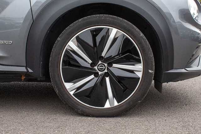 Nissan Juke 1.6 Hybrid Tekna+ 5dr Auto