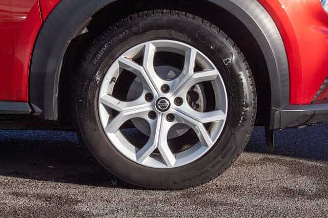 Nissan Juke 1.0 DiG-T N-Connecta 5dr