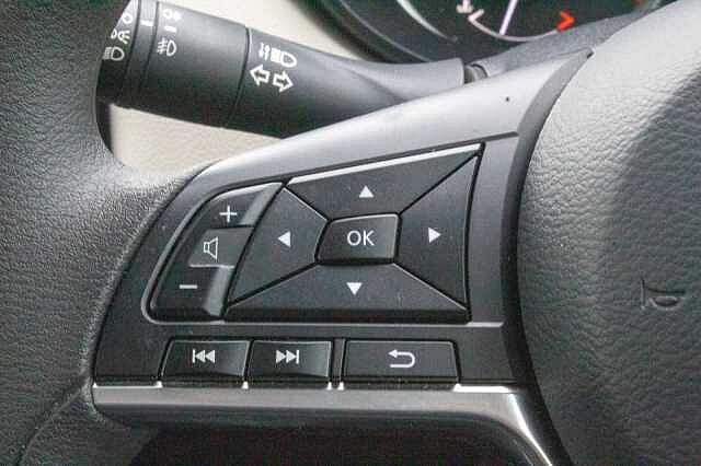 Nissan Micra 1.0 IG-T 92 Acenta 5dr