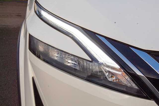 Nissan Qashqai 1.3 DiG-T MH 158 N-Connecta 5dr