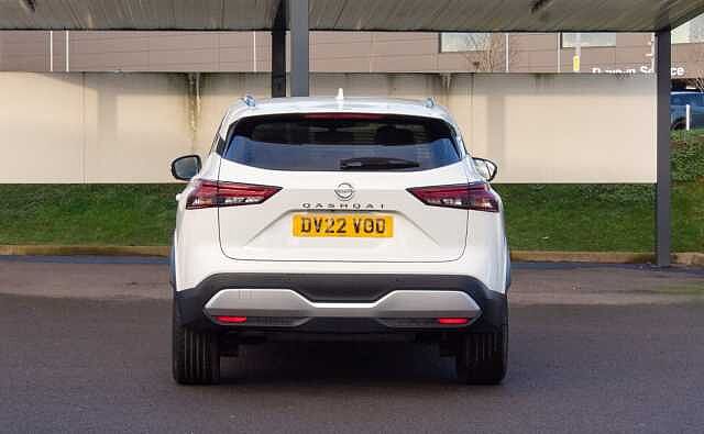 Nissan Qashqai 1.3 DiG-T MH 158 N-Connecta 5dr