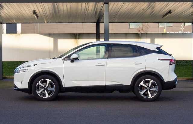 Nissan Qashqai 1.3 DiG-T MH 158 N-Connecta 5dr