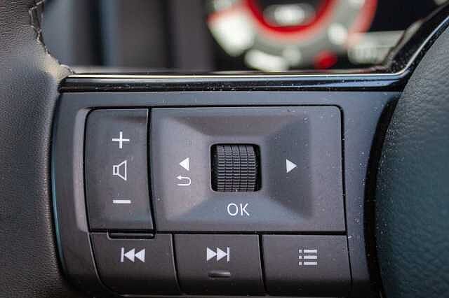 Nissan Qashqai 1.3 DiG-T MH N-Connecta 5dr