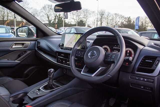 Nissan Qashqai 1.3 DiG-T MH Tekna 5dr