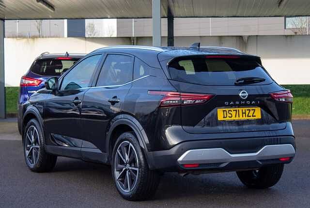 Nissan Qashqai 1.3 DiG-T MH Tekna 5dr