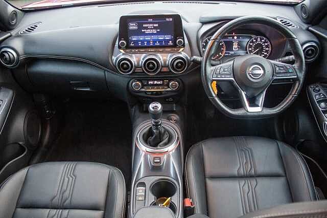 Nissan Juke 1.0 DiG-T 114 Tekna 5dr