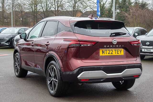 Nissan Qashqai 1.3 DiG-T MH Tekna 5dr