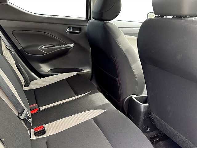 Nissan Micra 1.0 IG-T 92 Tekna 5dr