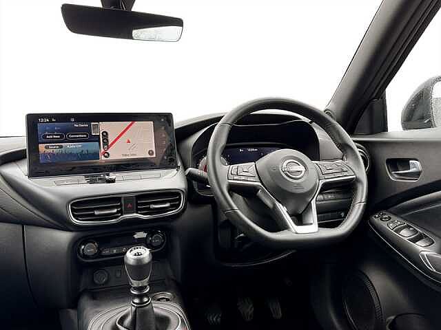 Nissan Juke 1.0 DiG-T N-Connecta 5dr