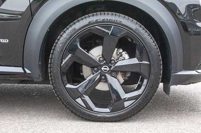 Nissan Juke 1.6 Hybrid Premiere Edition 5dr Auto