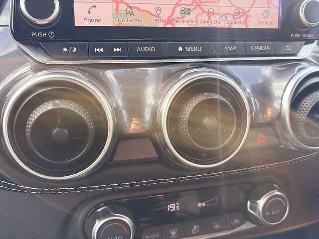 Nissan Juke 1.0 DiG-T 114 N-Connecta 5dr