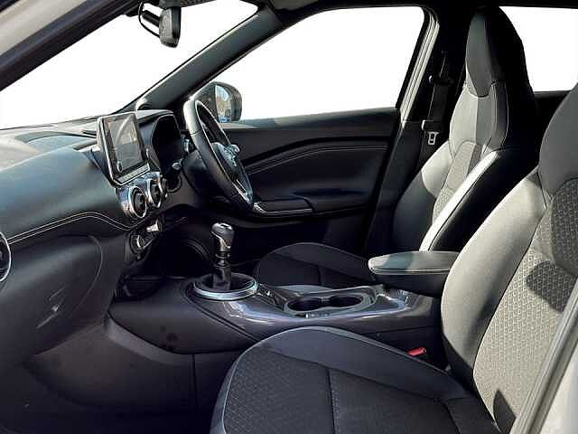 Nissan Juke 1.0 DiG-T 114 N-Connecta 5dr